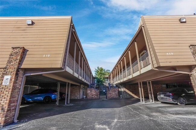 Photo - 419 Marshall St Unit 10