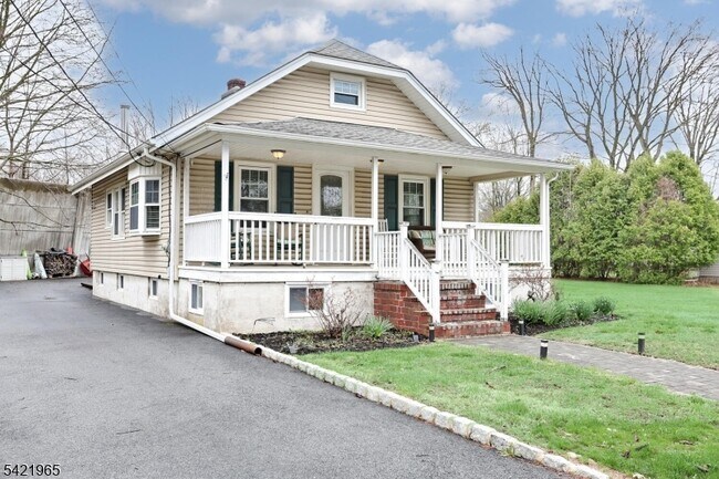 Photo - 60 Ramapo Ave