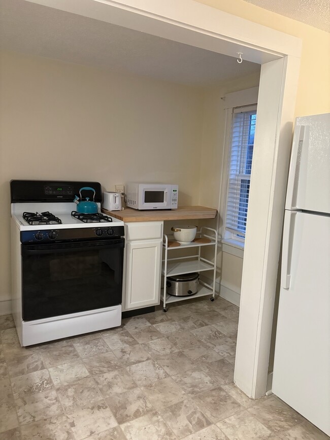 Photo - 149 Cutler Ave Unidad 201