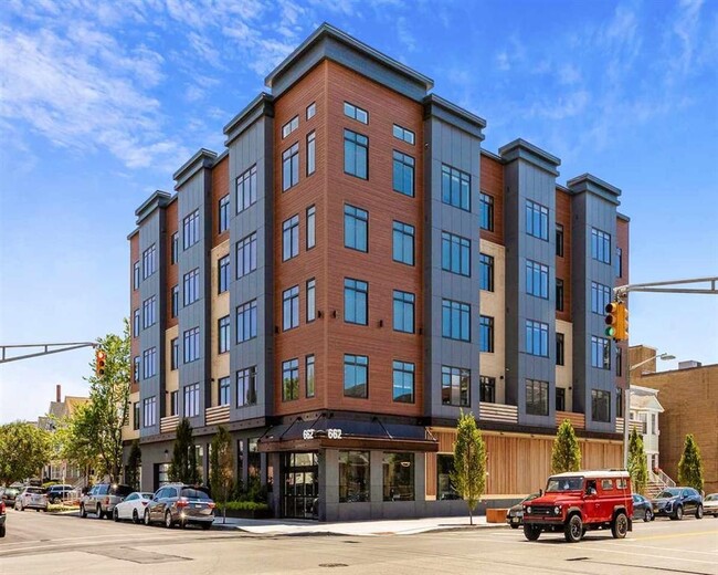 Building Photo - 662 Avenue C Unit 304 Rental