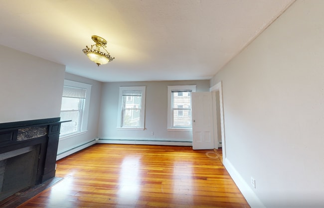 Building Photo - 50 Hancock St Unit 3 Rental
