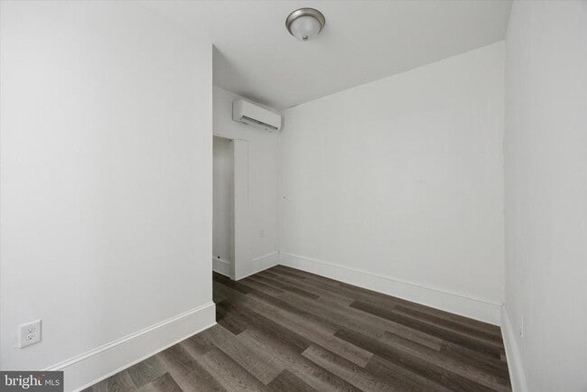 Photo - 428 S 56th St