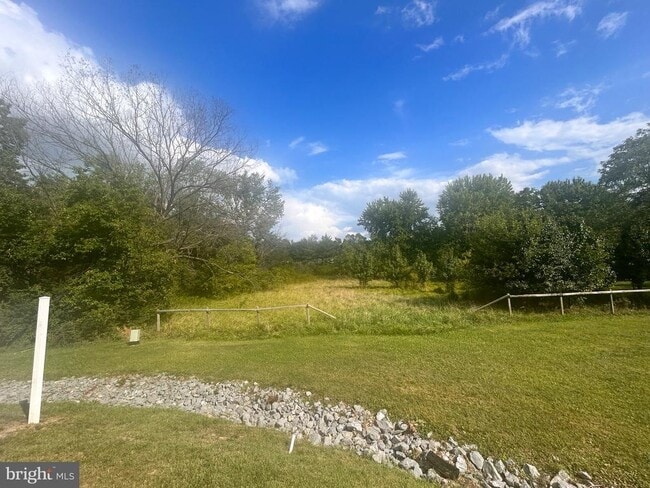 Building Photo - 140 Lexington Ct