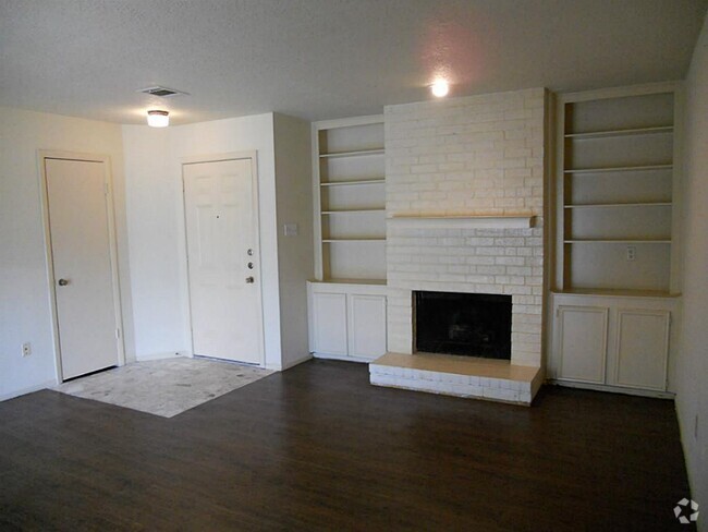 Building Photo - 10814 Lynbrook Dr Unit B Rental