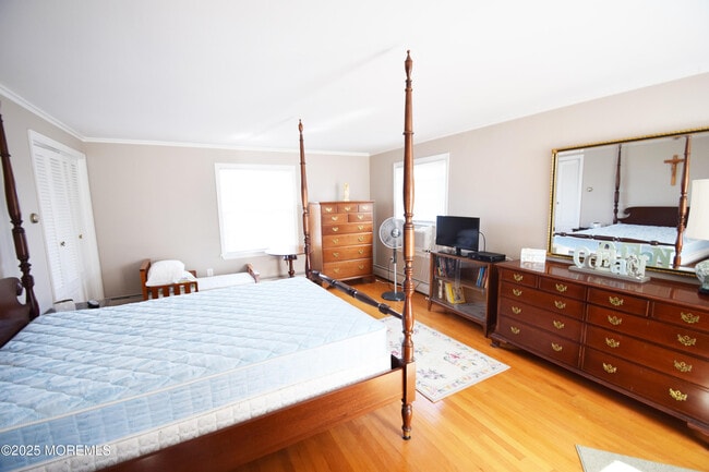 Photo - 204 Neptune Pl