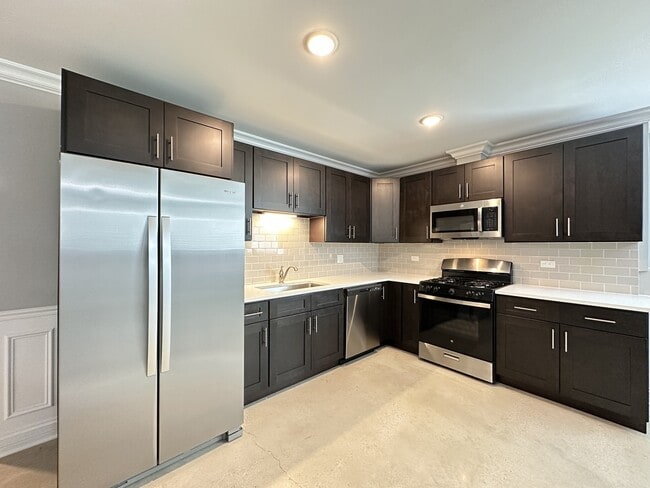 Photo - 4117 S Michigan Ave Unidad SG