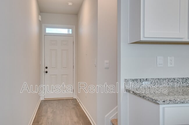 Photo - 5419 Thrasher Ln