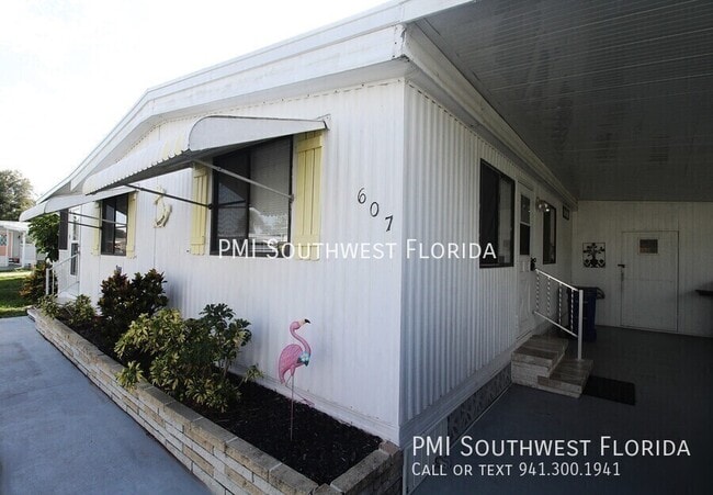 Photo - 607 Cervina Dr N