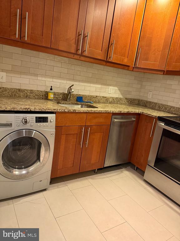 Building Photo - 4334 Farragut St Unit H