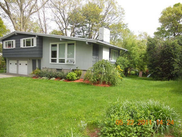 Photo - 17 Tirrell Cres Apartment Unit 1