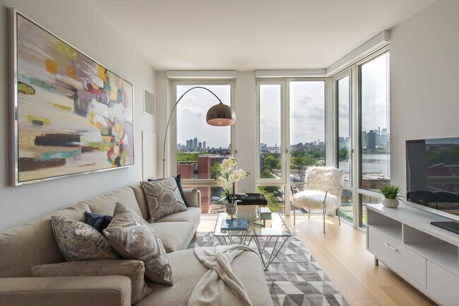 Photo - 10 Halletts Point