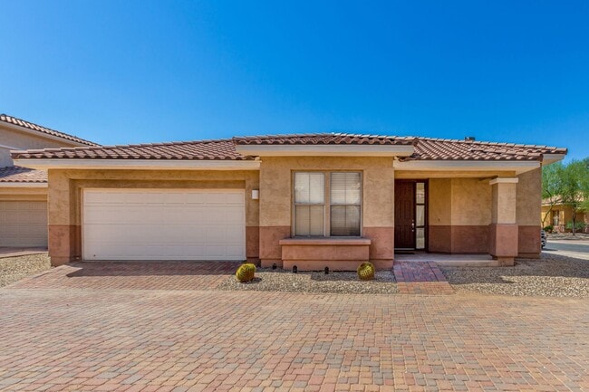 Photo - Excellent location! Community Pool and parks! Appliances included!