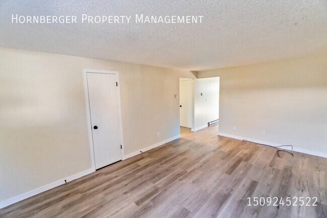 Photo - 519 W Knox Ave Unit 519