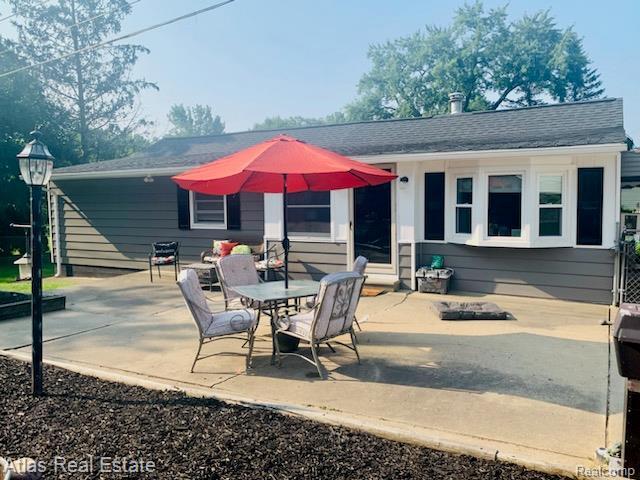 Building Photo - 495 W Seymour Lake Rd