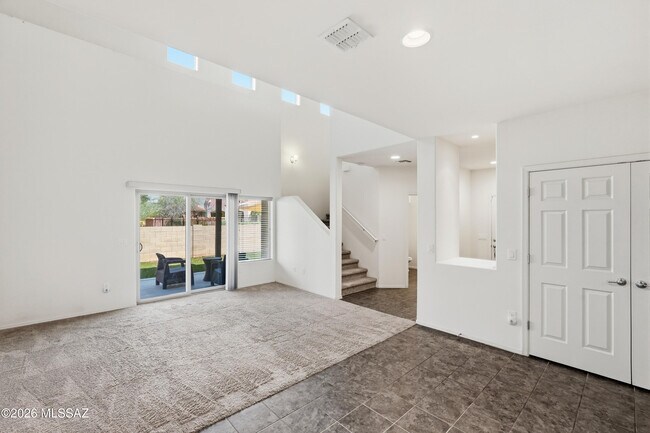 Photo - 4162 N Thurston Ln Unit 100