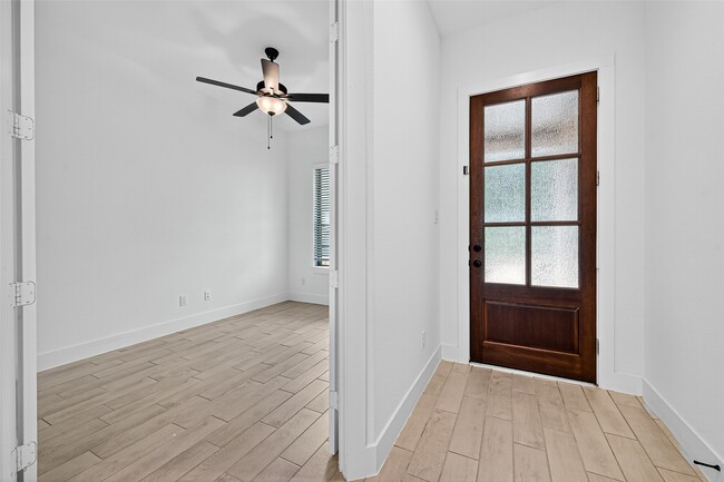 Photo - 10727 River Walk Dr