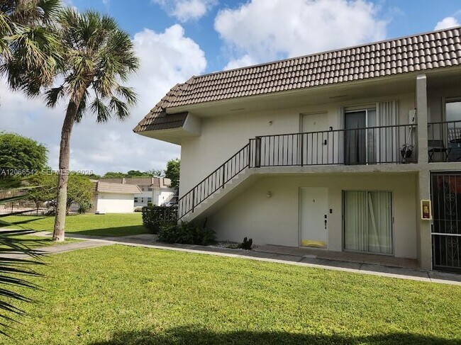 Photo - 7071 SW 129th Ave Unit 4