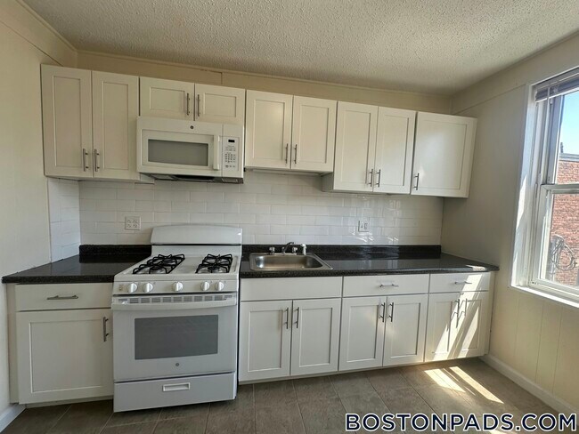 Photo - 520 Cambridge St Unit 7A