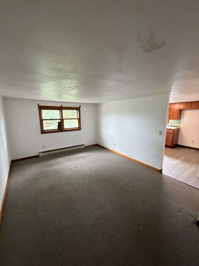 100 E Valley St Unit 3