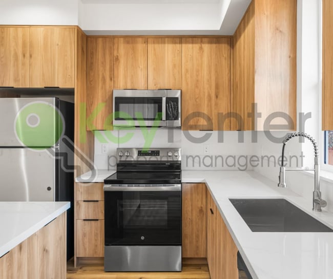 Photo - 967 Olive Br Pl