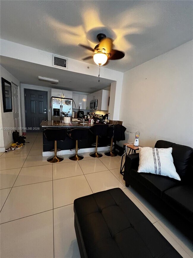 Photo - 2300 NW 7th St Unit 304