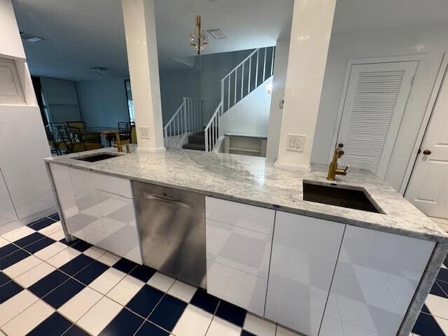 Photo - 8045 Eastlake Dr