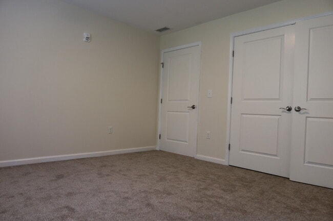 Photo - Crossroads at Baldwin Place