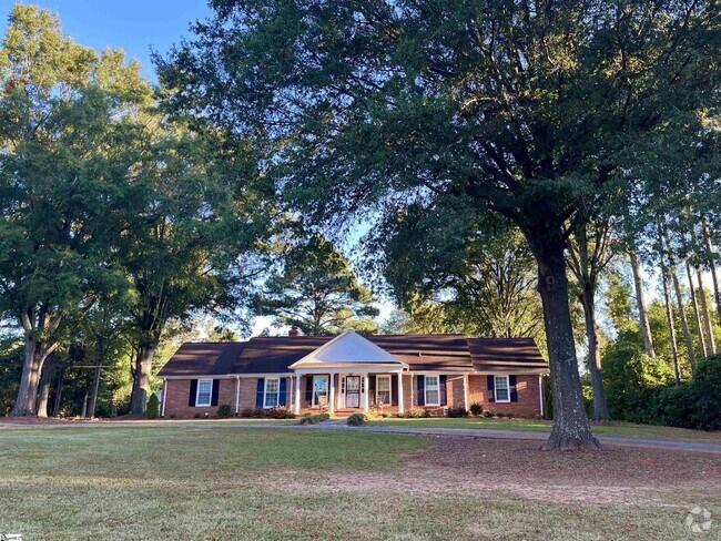 Building Photo - 203 Moore Rd Rental
