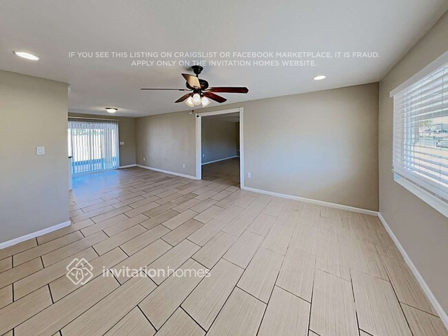 Photo - 14214 N 37th Pl