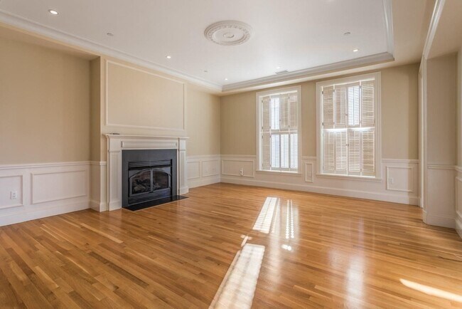 Photo - 419 Commonwealth Ave Unit 3