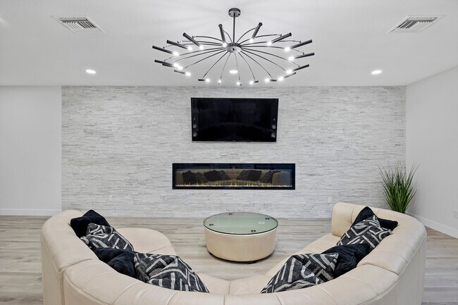 Photo - 3481 Happy Ln