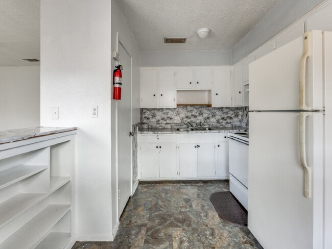 Photo - 1711 Wichita St