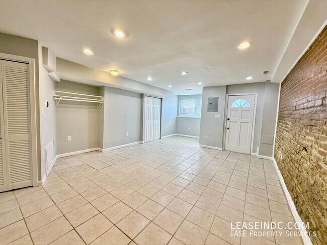 Photo - 203 R St NW Unit #B