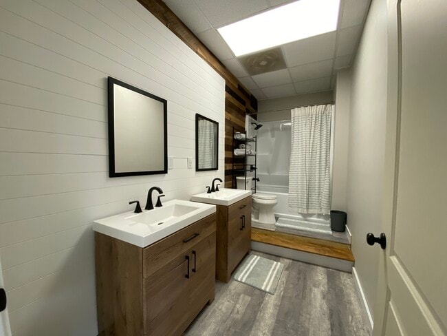 Photo - 312 S 13th St Unit 312