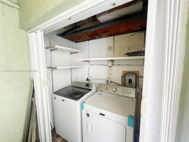 Photo - 3895 W 9th Way