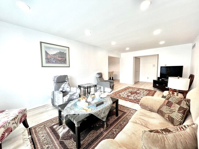 Photo - 27689 Echo Valley W