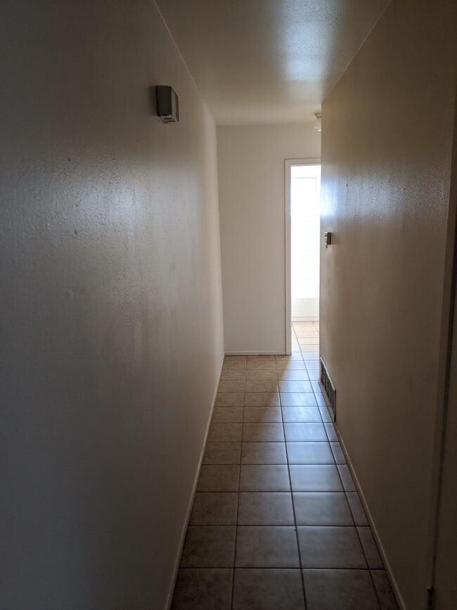 Photo - 1712 Lawyer St Unit 1712A Lawyer