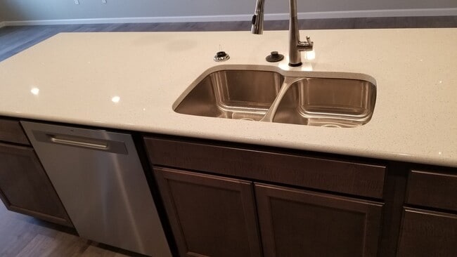 Photo - 1055 Petra Heights