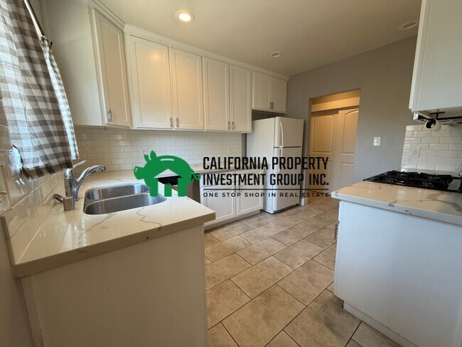 Photo - 3887 12th Ave