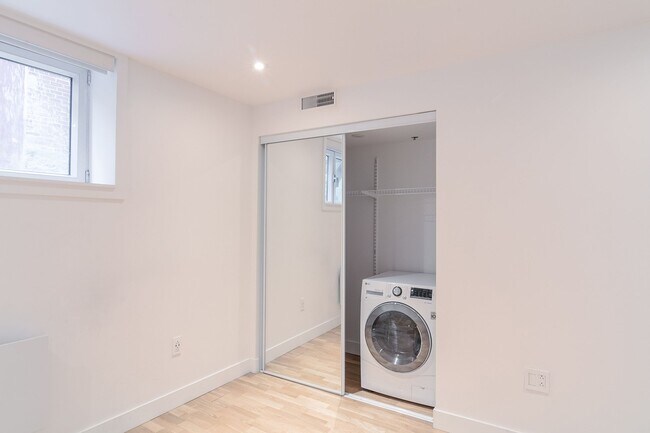 Photo - 25 Av des Pins O Unité 104