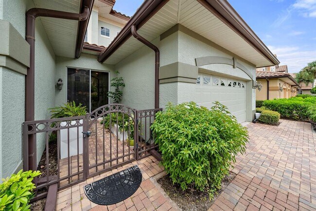 Photo - 8406 Miramar Way Unit 8406