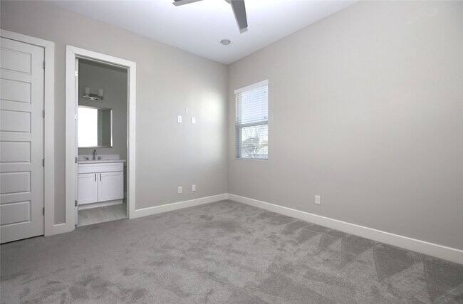 Photo - 1519 Chestnut St