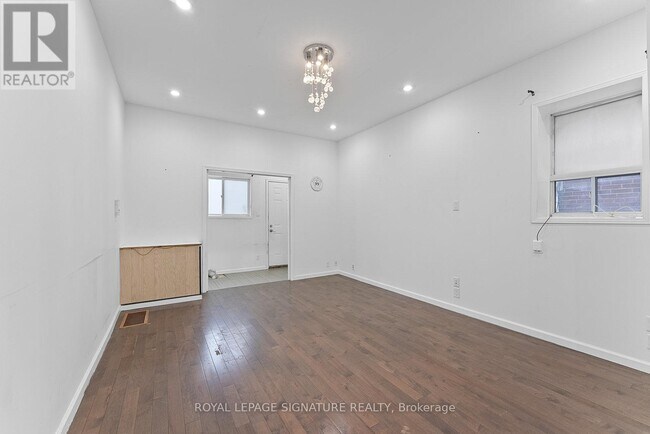 Photo - 233 Greenwood Ave