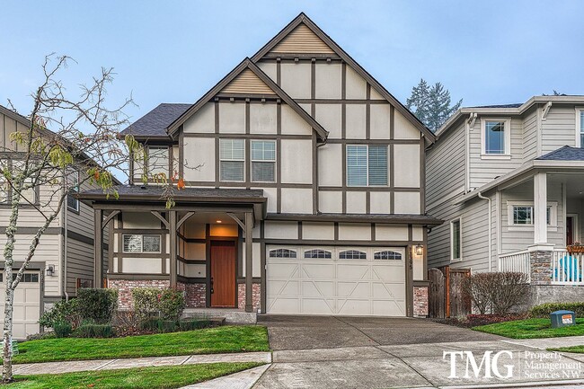 Building Photo - Spacious 4 BD Home with Private Backyard & Community Amenities!