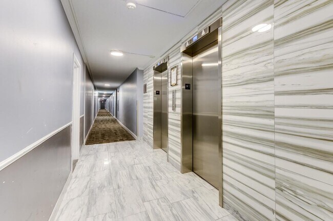 Photo - Wellington Tower