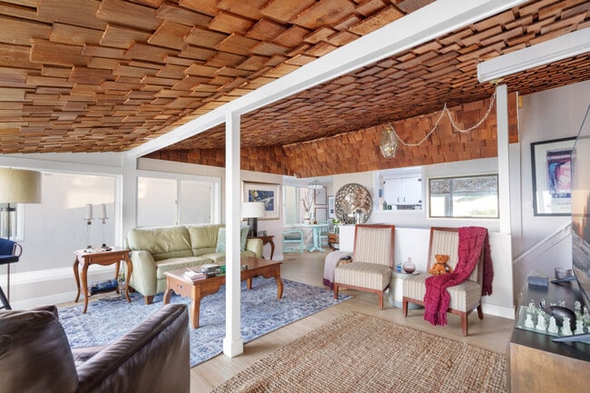 Photo - 14728 McDonald Ave Unit ID1294652P