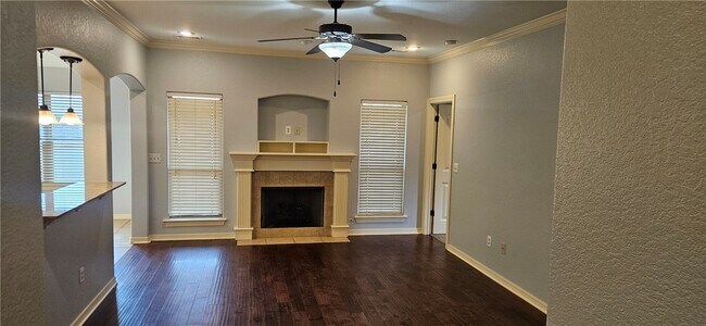 Photo - 2641 N Villa Blvd