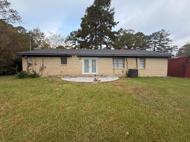 Photo - 1821 S Brookwood Dr