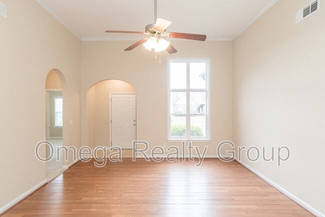 Photo - 4474 Fairmont Dr