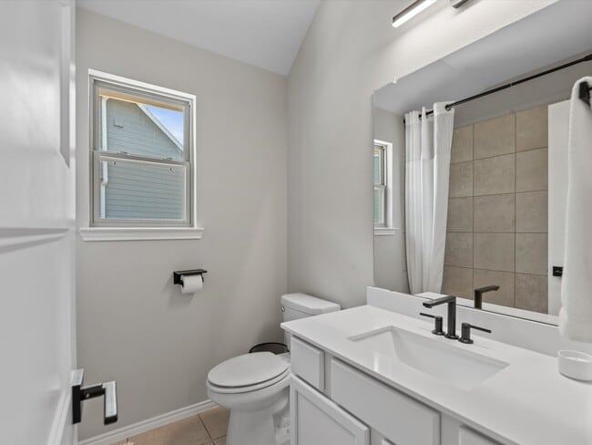 Photo - 2901 Yaupon Grove Ln